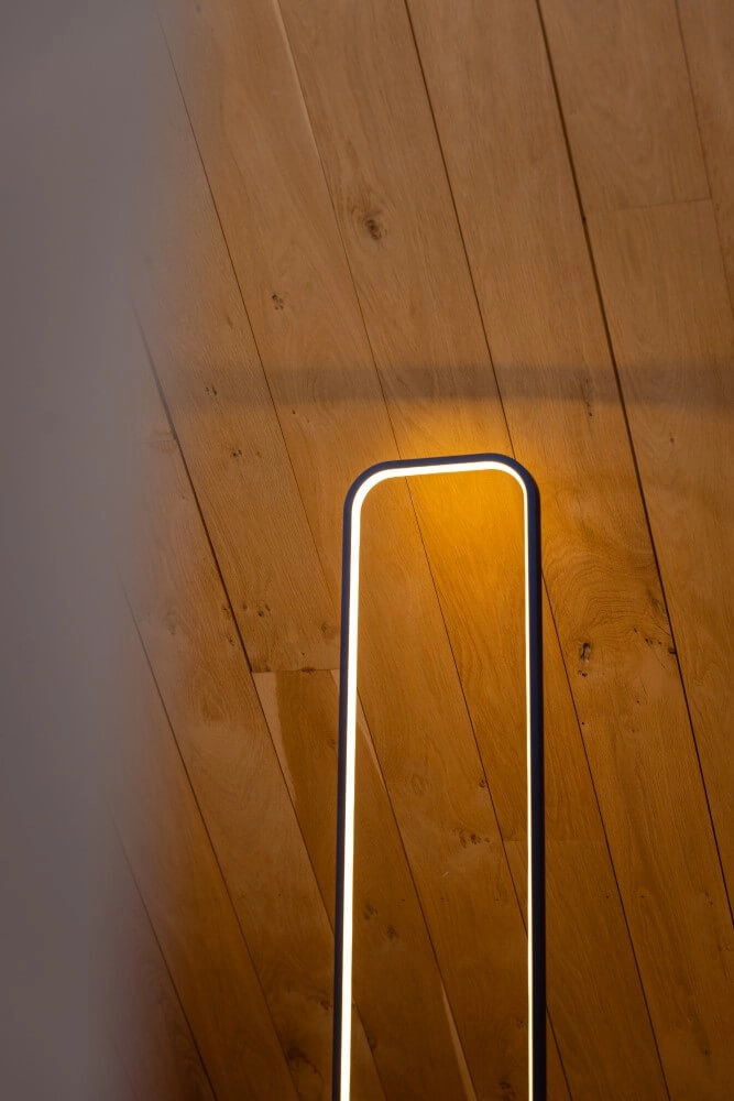 Design-LED-Stehleuchte Avenue ETH 8720195304791