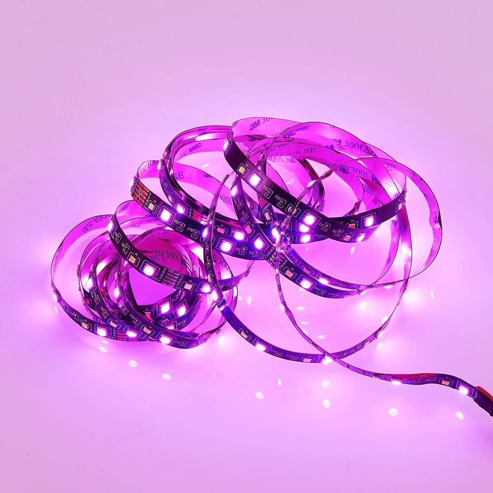 LED-Streifen Gaming Grip RGB 5m schwarz Trio 4017807577327