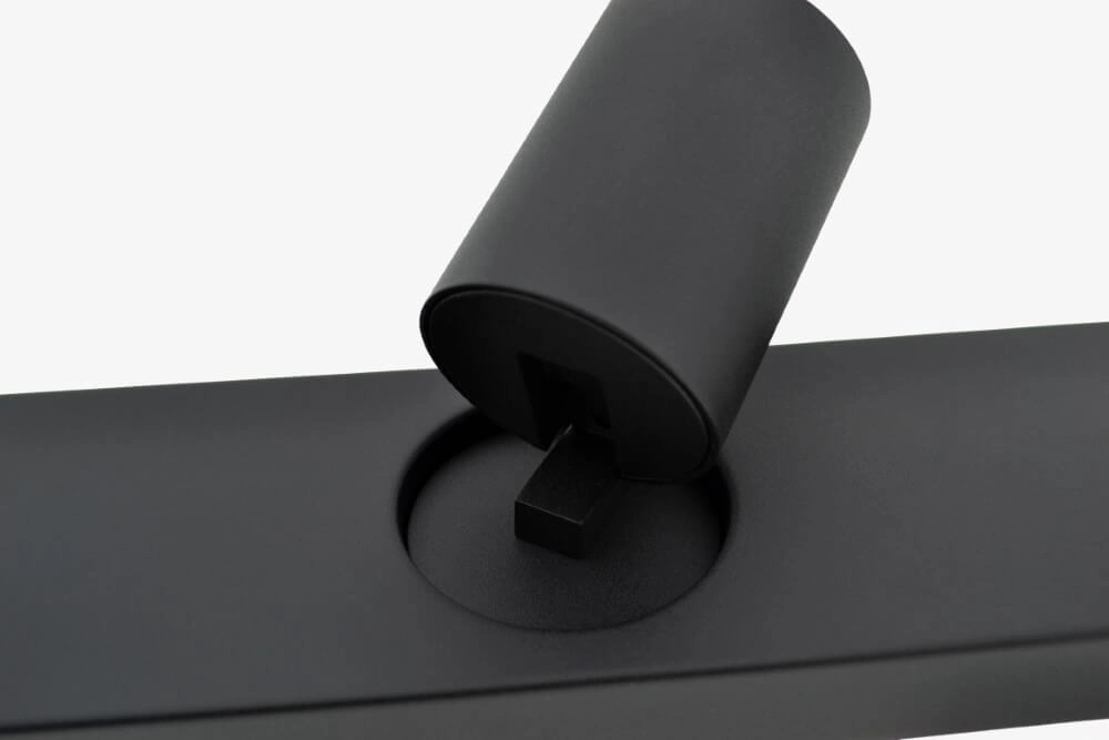 Badezimmer-Aufbaustrahler Seller - IP44 Schwarz Lyora 5053423187747