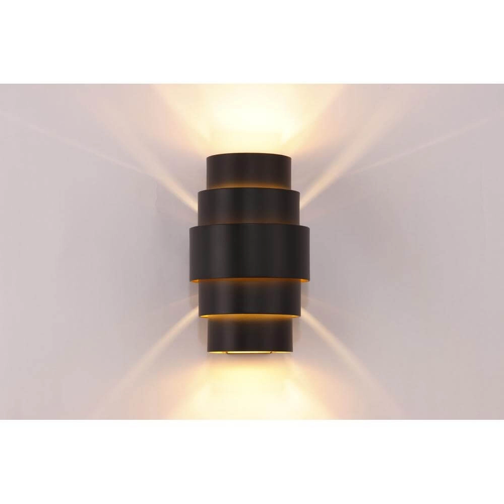 Design-Wandleuchte Rolls Schwarz mit goldener Innenseite