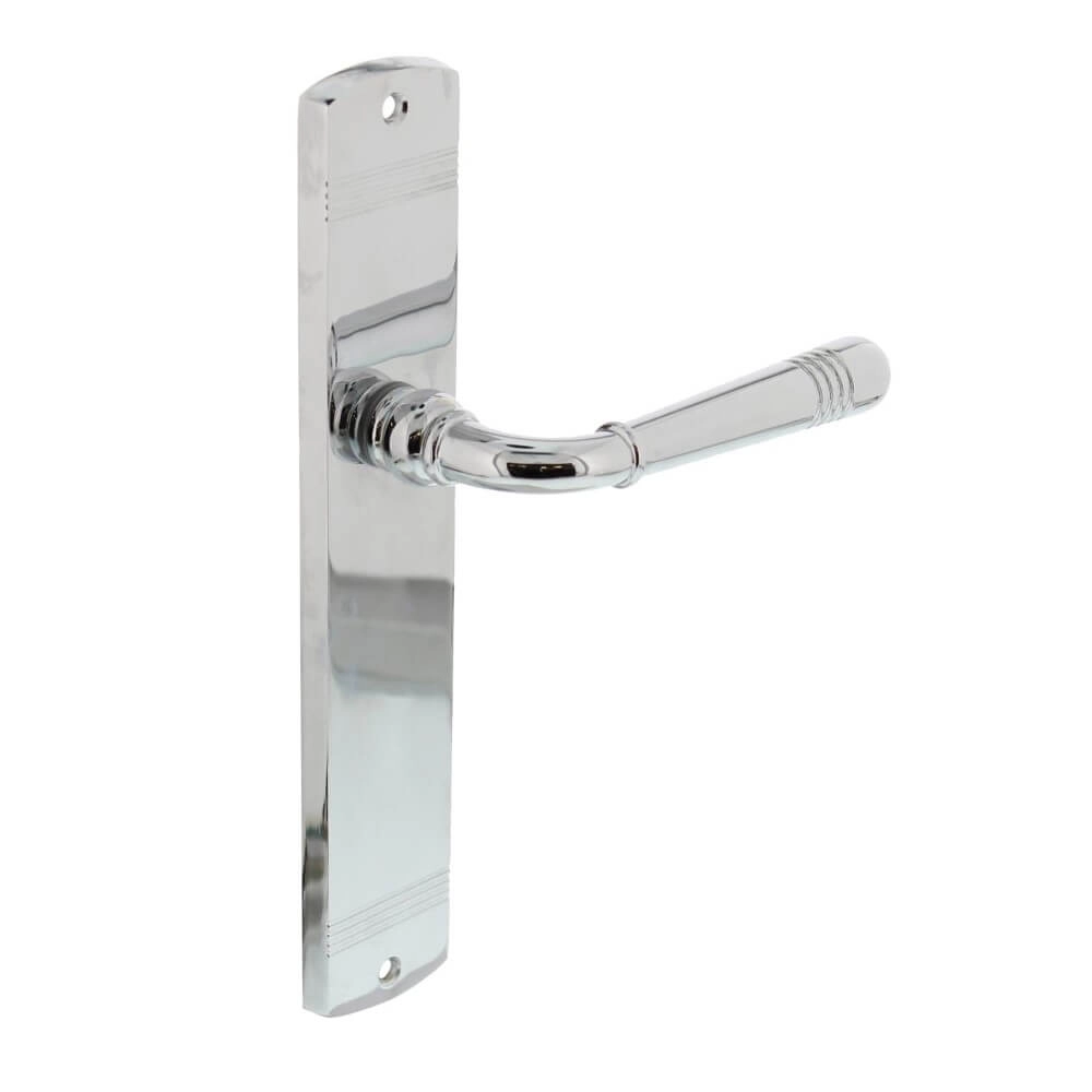 Klassischer Türgriff Helena Auf Shield Chrome Intersteel 8714186169391