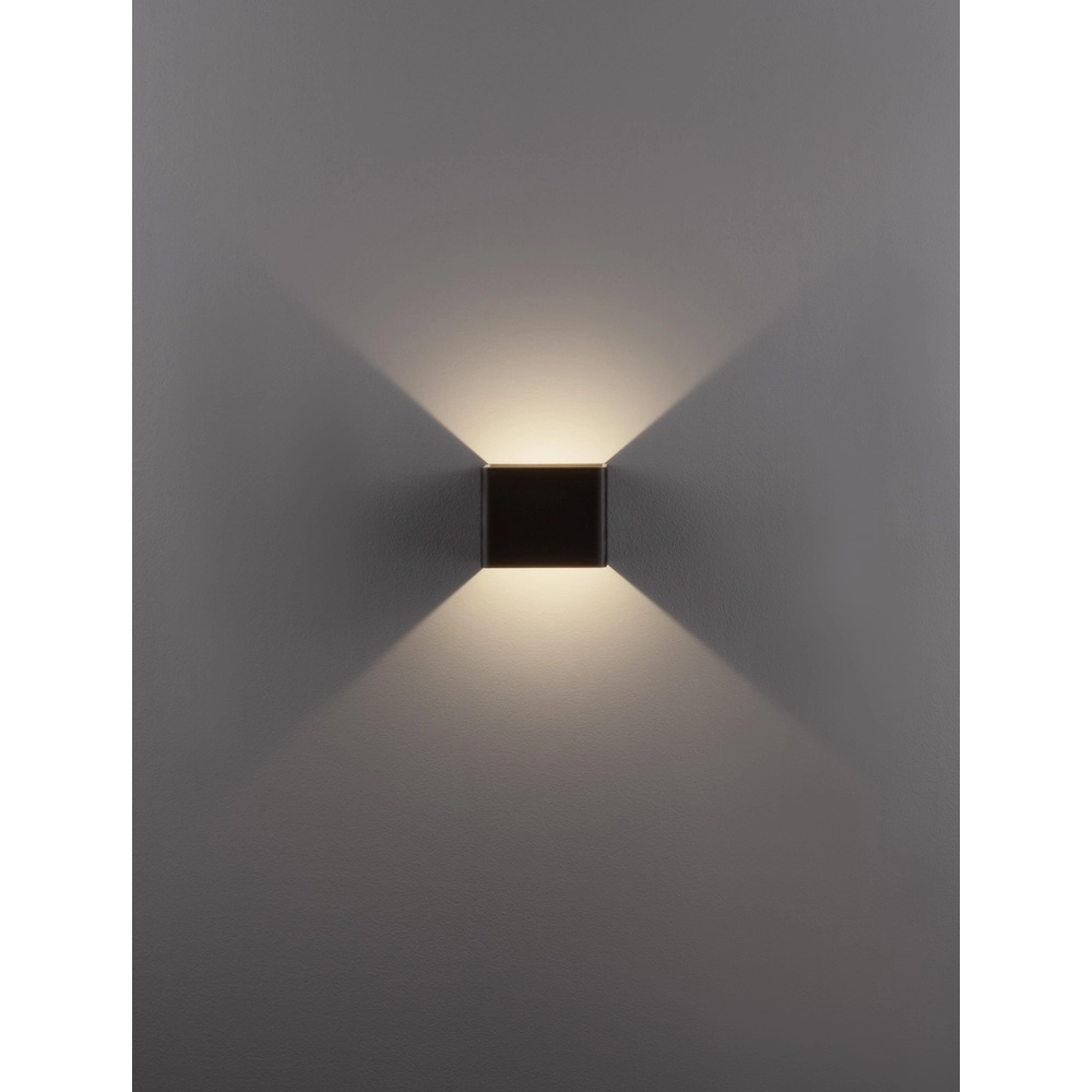 Wandstrahler Epic Quadratisch Schwarz Lyora 5212017444325