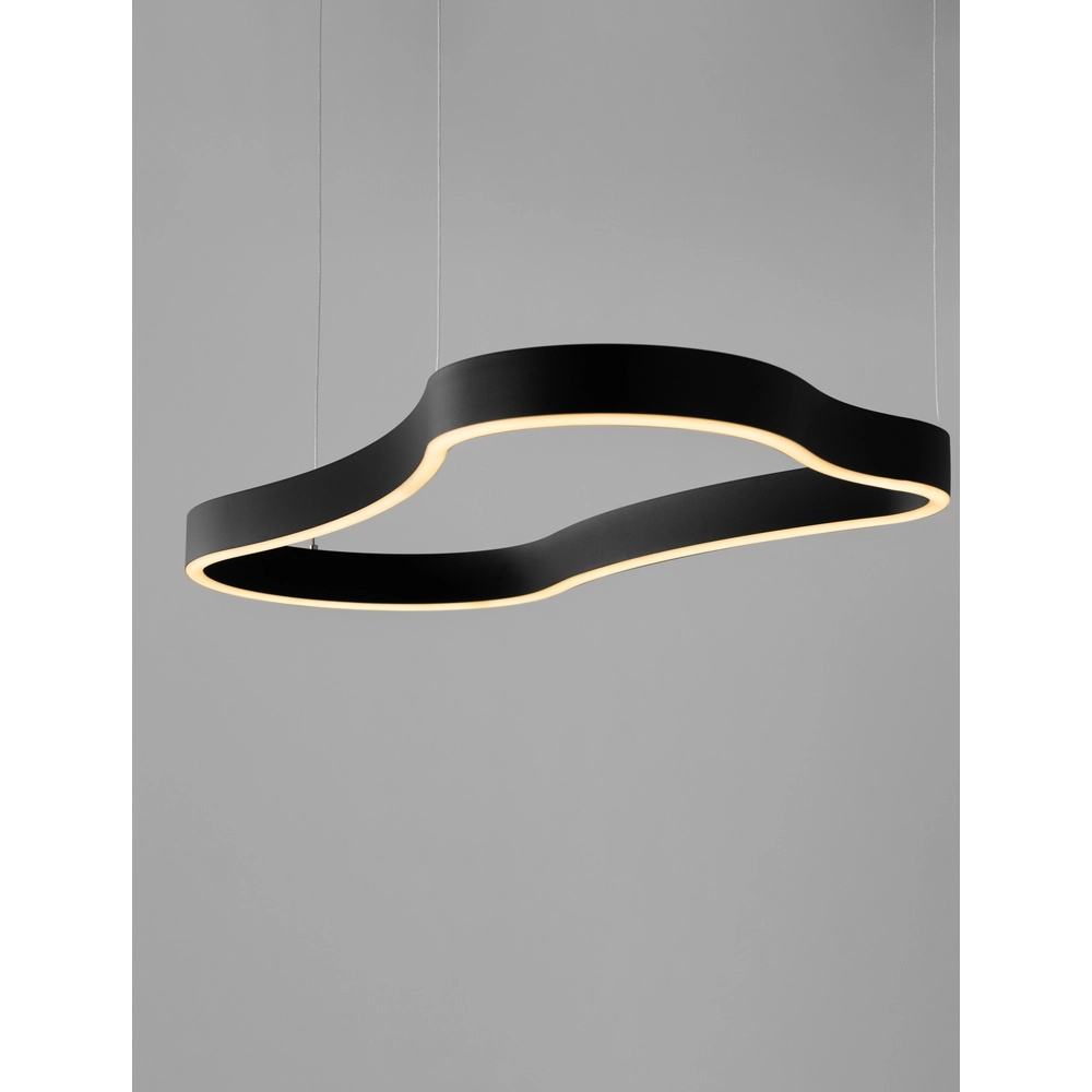 Pendelleuchte in natürlicher Form Dussa schwarz 90cm
