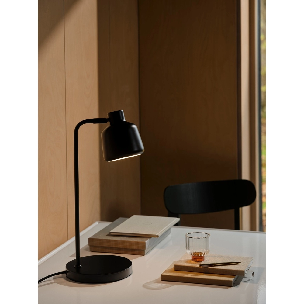 Schwarze Tischlampe Louella  Nordlux 5704924027468