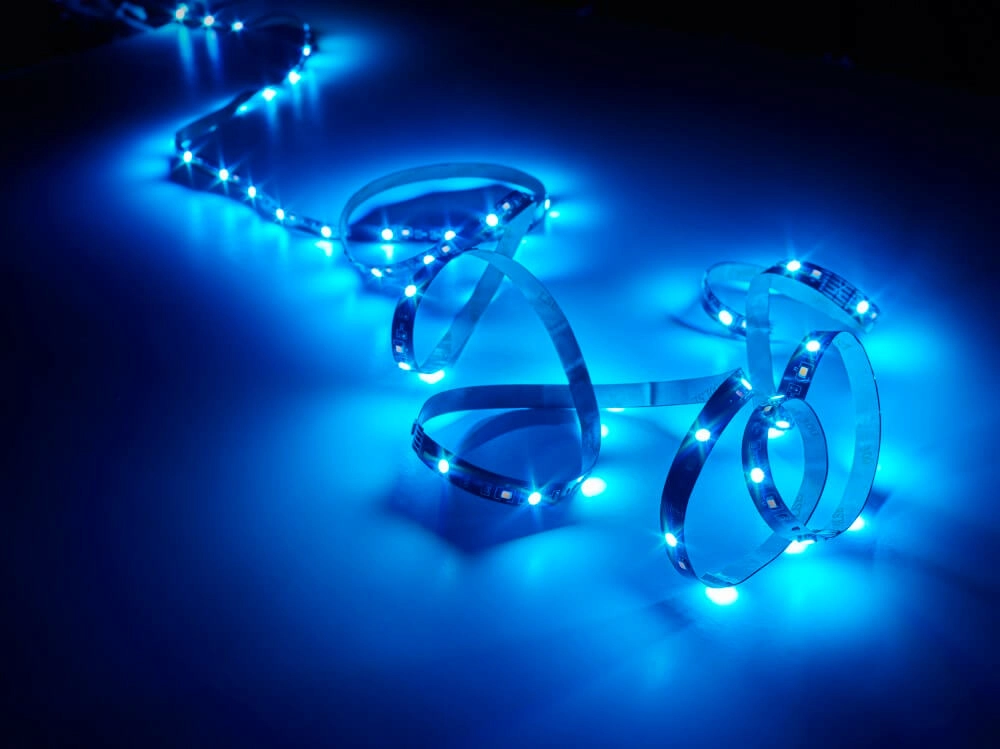 LED-Streifen Gaming Grip RGB 5m schwarz Trio 4017807577327