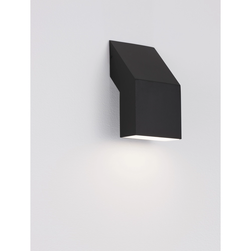 Design-Wandleuchte Brigitta schwarz