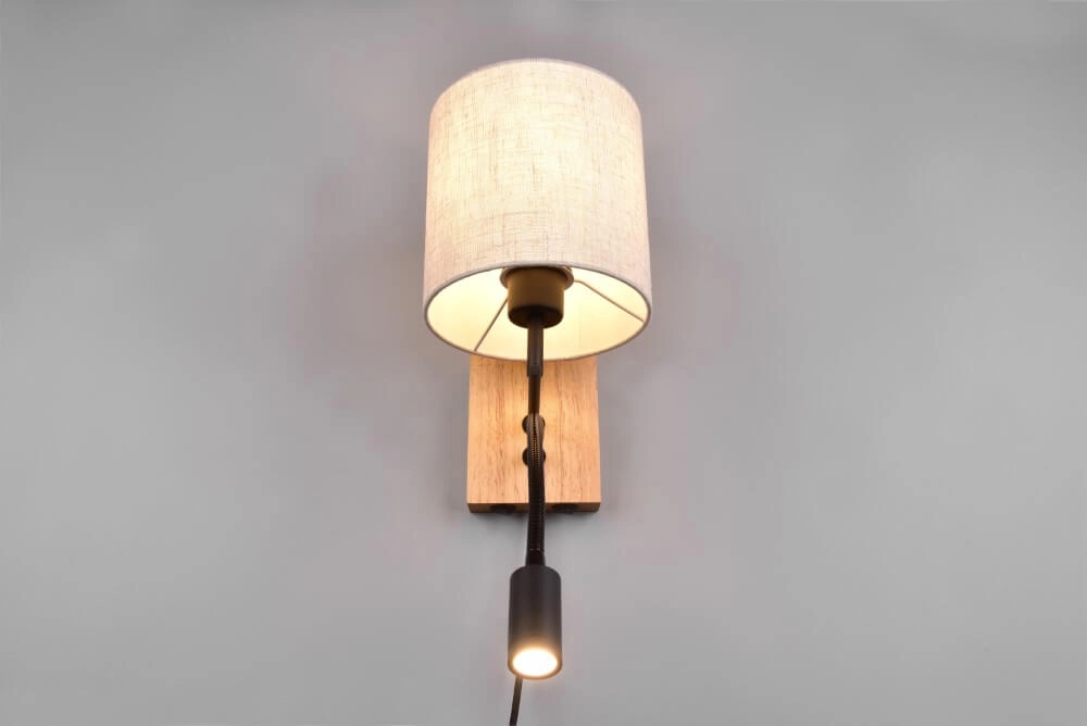 Ländliche Wandlampe Nilam runde Kapuze Trio 4017807567960