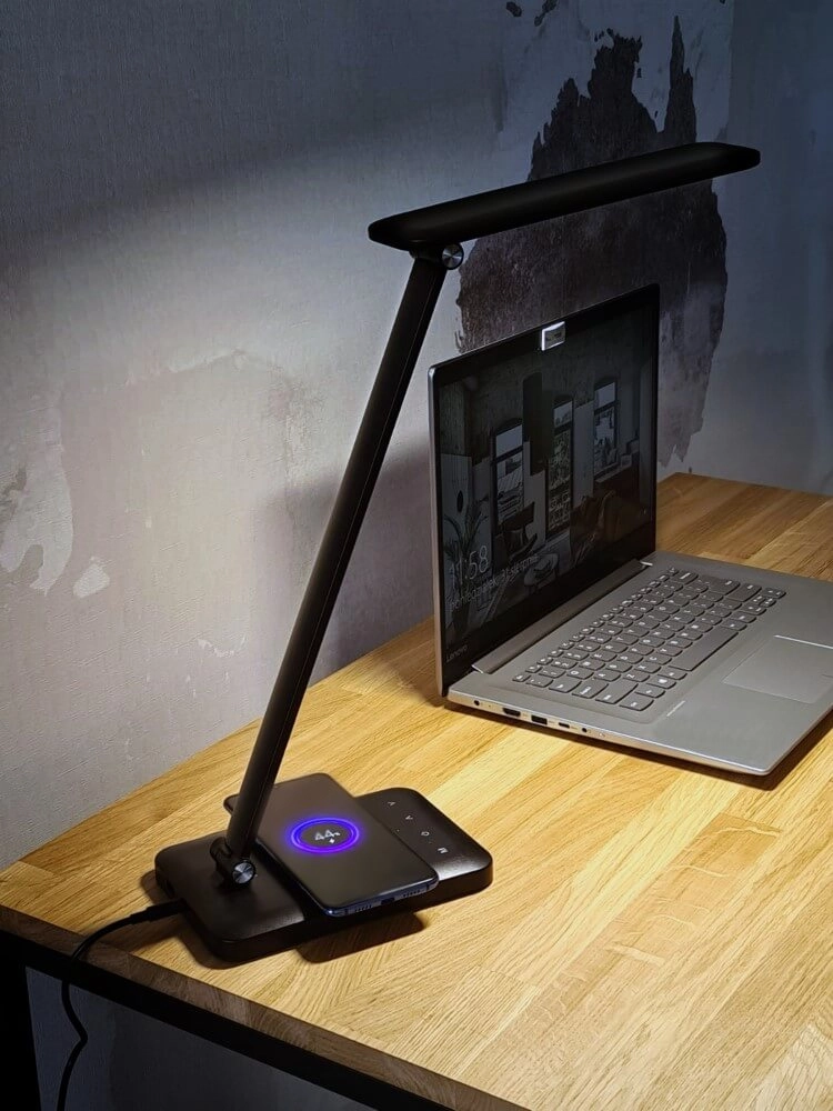LED-Schreibtischlampe Style Led mit Smartphone-Ladegerät Lyora 5903139840491
