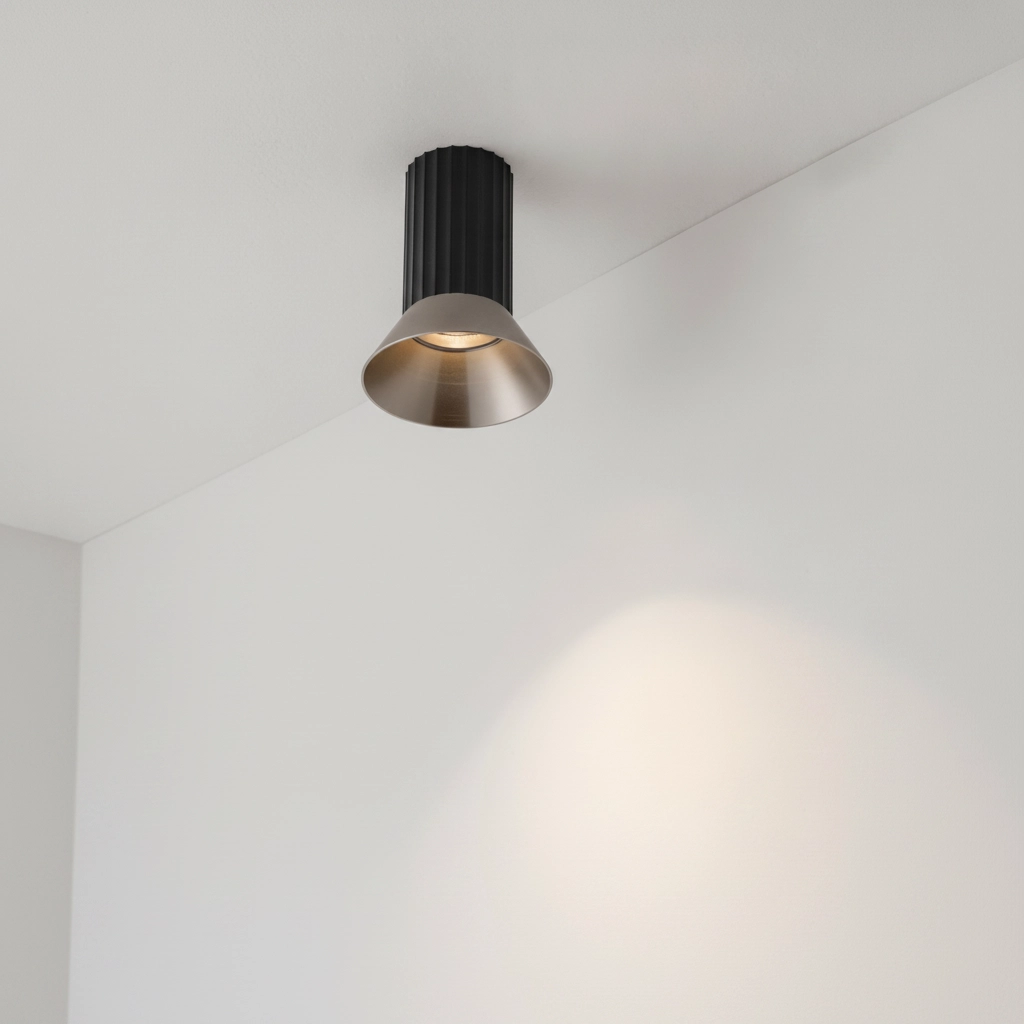 Deckenstrahler Luvia schwarz mit bronze
