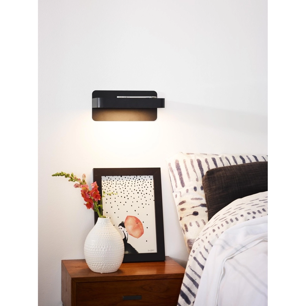 Nachttischlampe Atkin mit USB-Ladepunkt schwarz Lucide 5411212770820