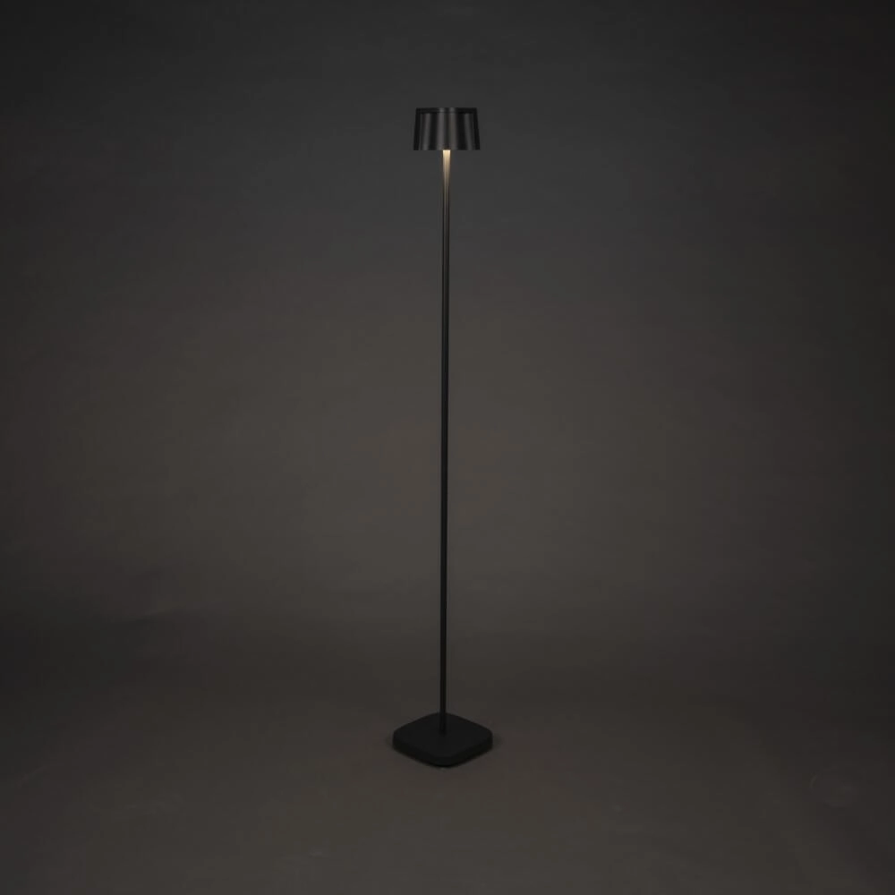 Schwarze Stehlampe Nice für draußen KonstSmide 7318307831757