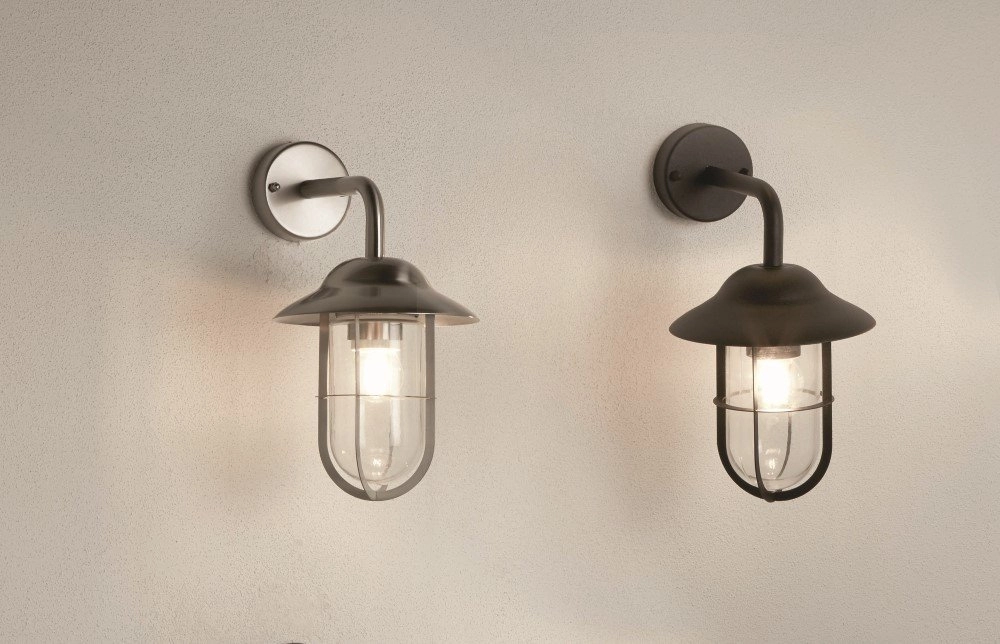 Stable lamp Toronto Searchlight 5053423058771