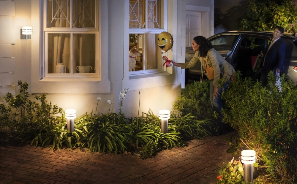Gartenlampe Hue Tuar Silber grau Philips 8718696166086