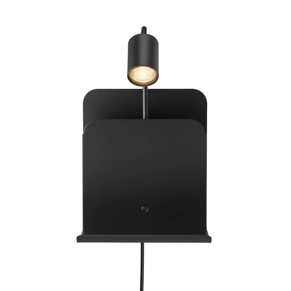 Schwarze Wandleuchte Roomi mit USB-Anschluss Nordlux 5704924005664