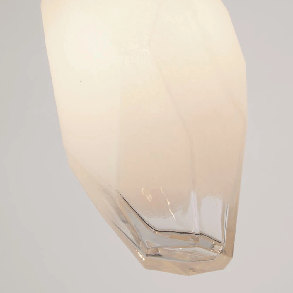1-flammige Pendelleuchte Rocky mit weißem Glas Searchlight 5053423264264