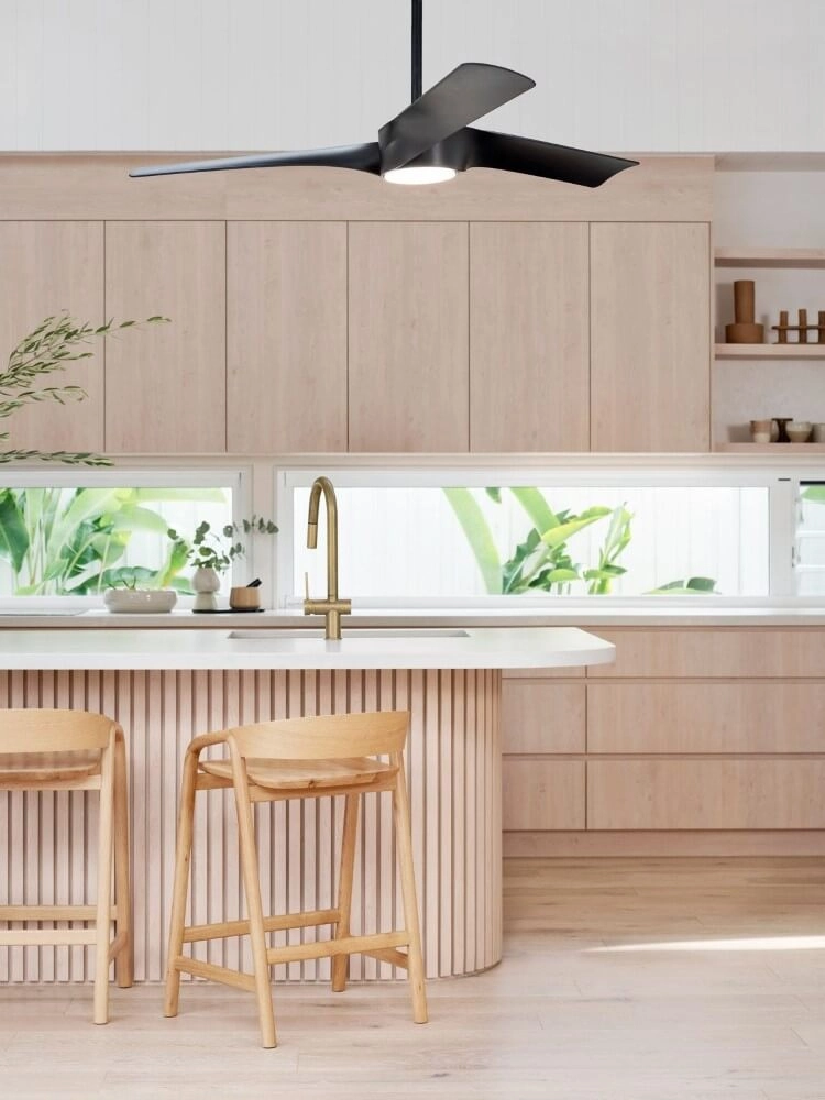 Designer-Deckenventilator Line Ø 132cm schwarz Beacon 9333509174813