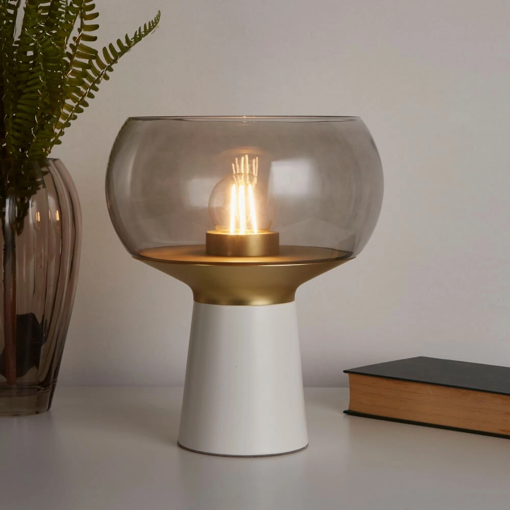 Tischlampe Tablu Weiß/Gold mit Rauchton Searchlight 5053423248646