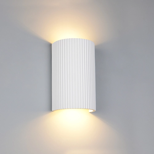 Design-Wandlampe Raposa Putz – weiß