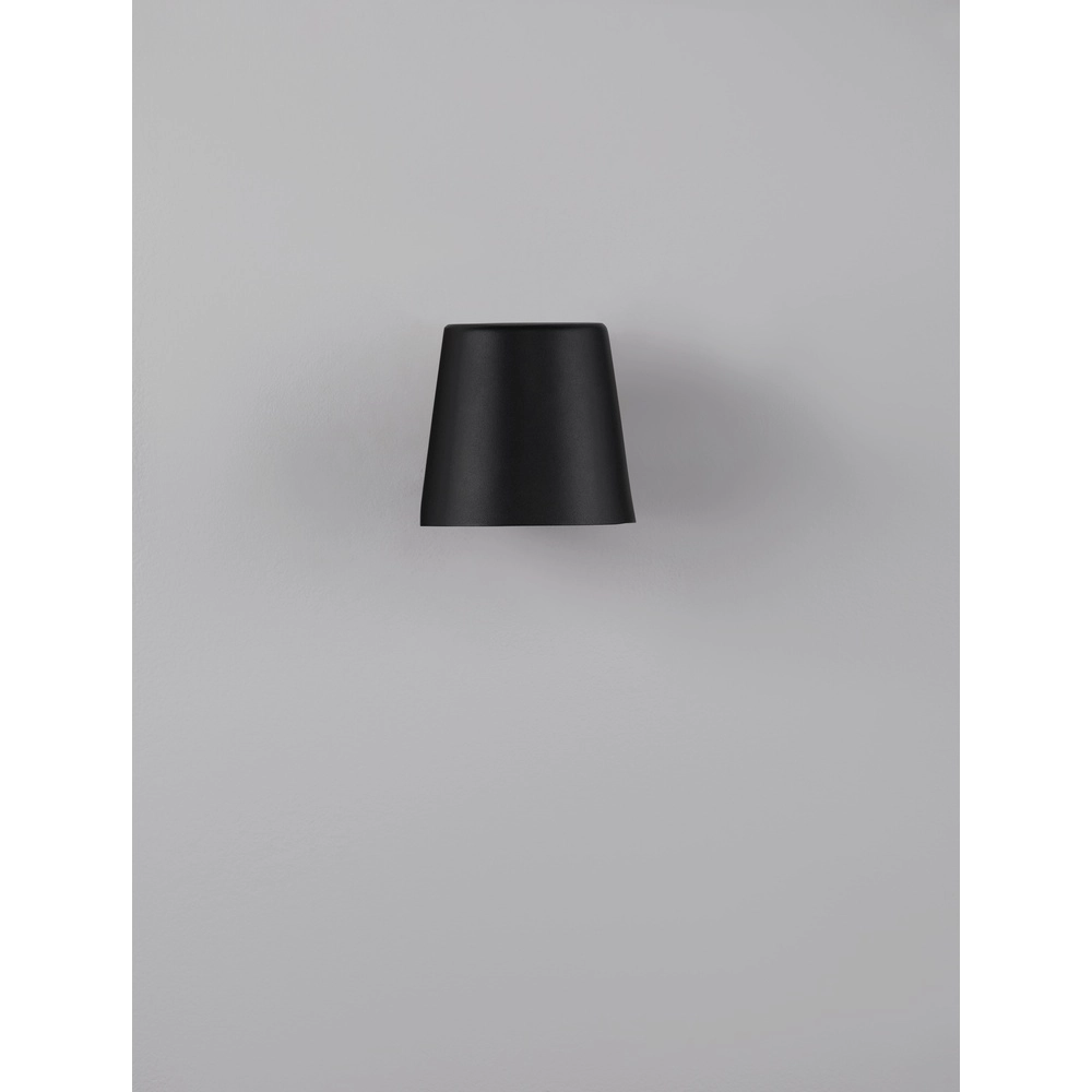 Aufputz-Spot Ovi schwarz Lyora 5212017444349