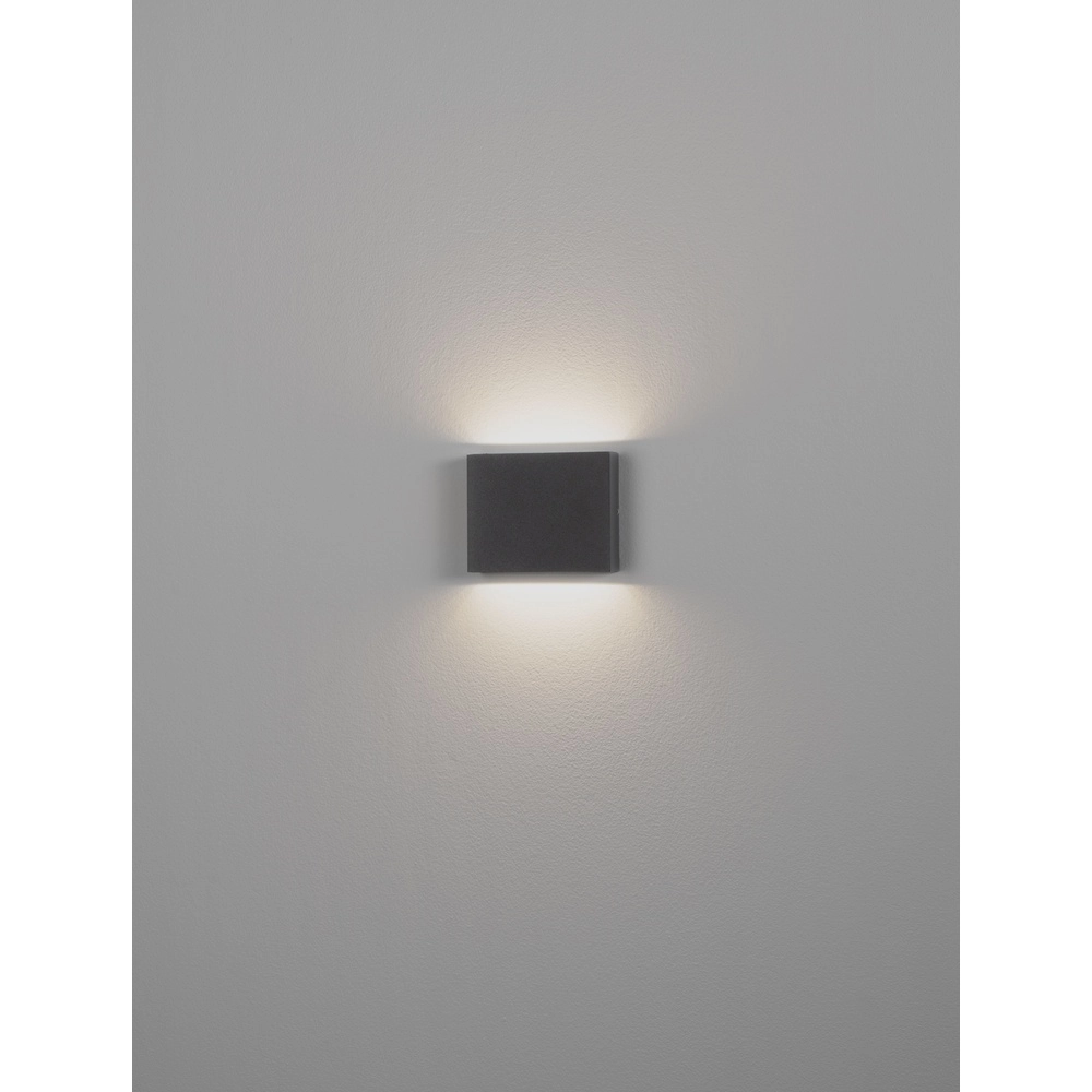 Schlanker Wandstrahler Tick Up- und Downlight schwarz Lyora 5212017453631
