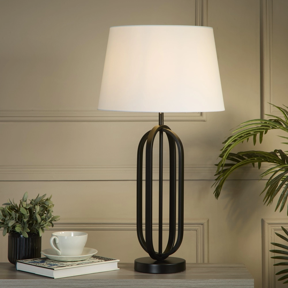 Tischlampe Chic schwarz mit weißer Kapuze Searchlight 5053423305035