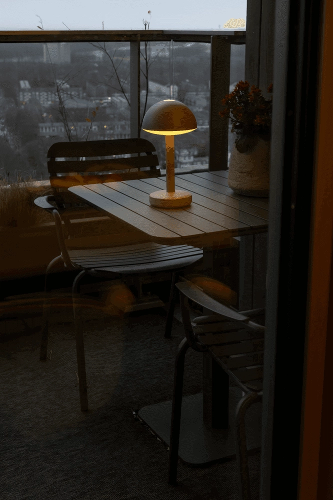 Wiederaufladbare Tischlampe Bug Beige Humble 7446023313322