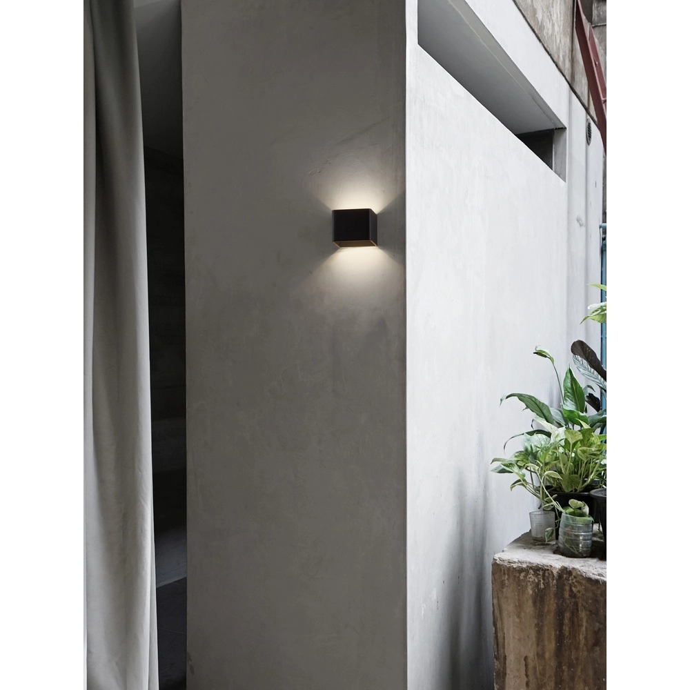 Wandstrahler Epic Quadratisch Schwarz Lyora 5212017444325