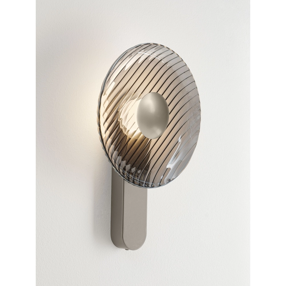 Design-Wandlampe Lavina silbergrau mit Rauchglas Ø 25 cm Lyora 5212063501409