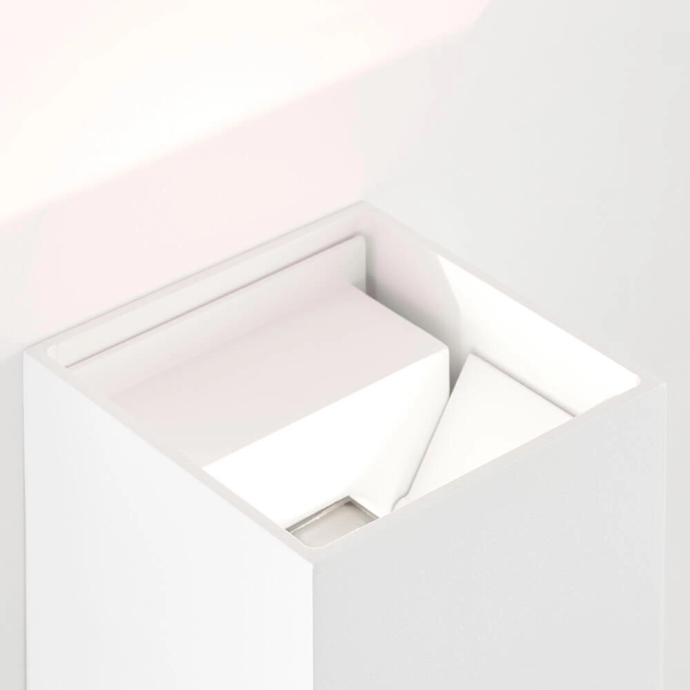Wandlampe Isak 10 x 10 cm weiß Brilliant 4004353349270