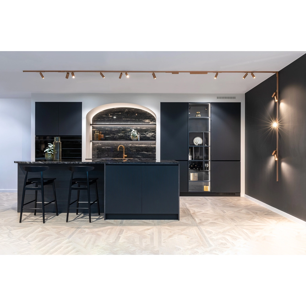Vertikalwinkel-Einphasen-Phase Linial Champagner Premium by Lucide 5411212551993