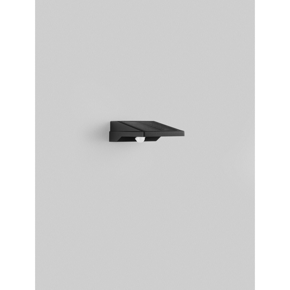 Solar-Wandleuchte Tek schwarz Lyora 5212017479129