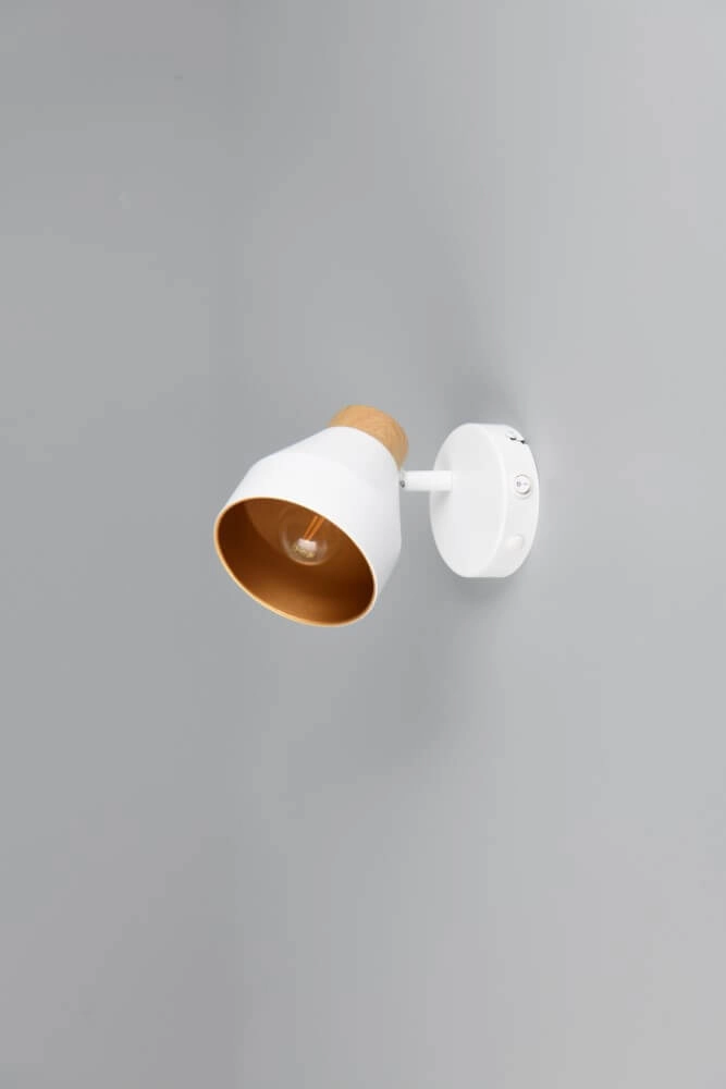Design-Wandleuchte Valentin weiß Trio 4017807637403