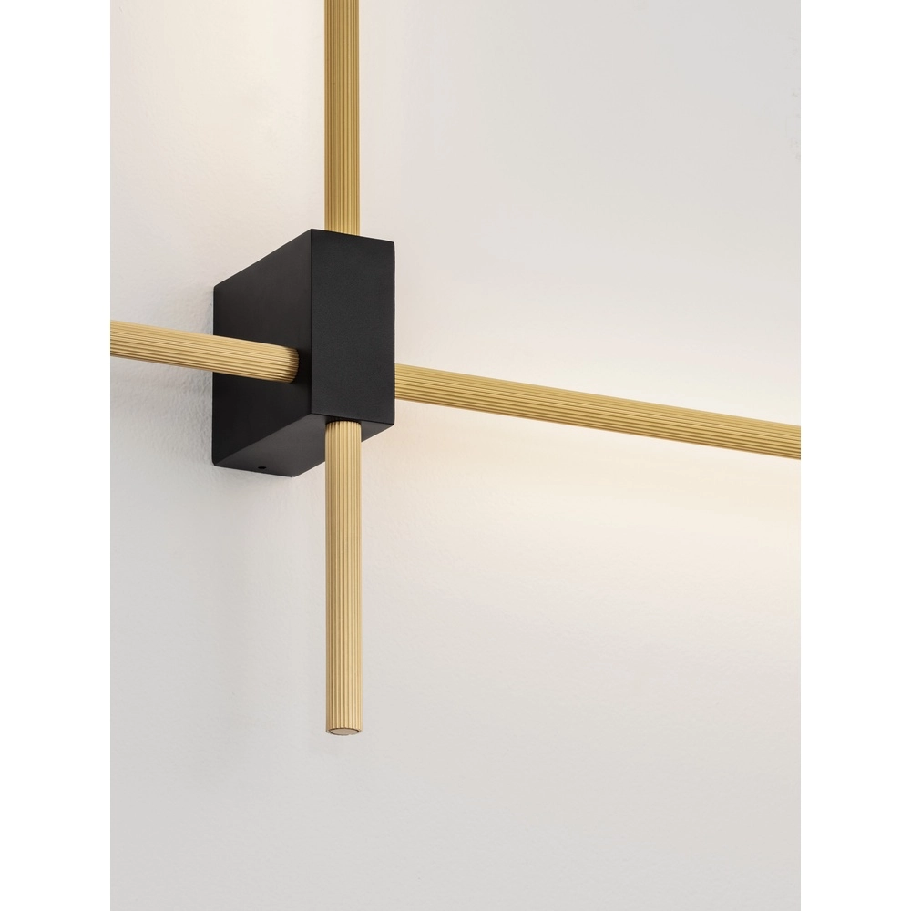 Schlanke Wandleuchte Peak Gold Lyora 5212017473714