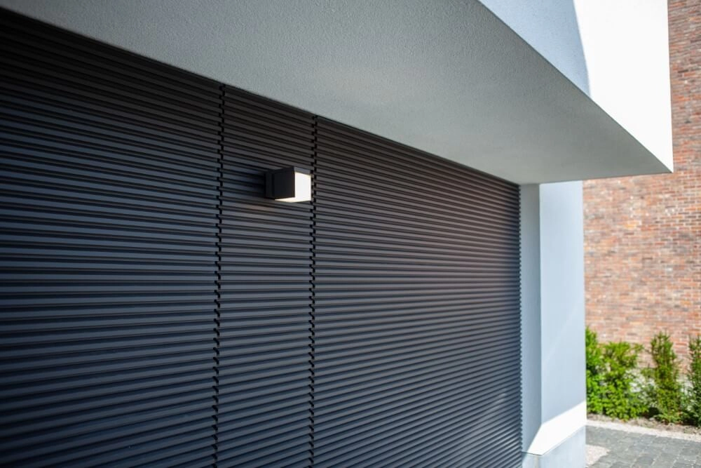 Schwarze Design-Wandleuchte Cuba einzel Lutec 6939412011578