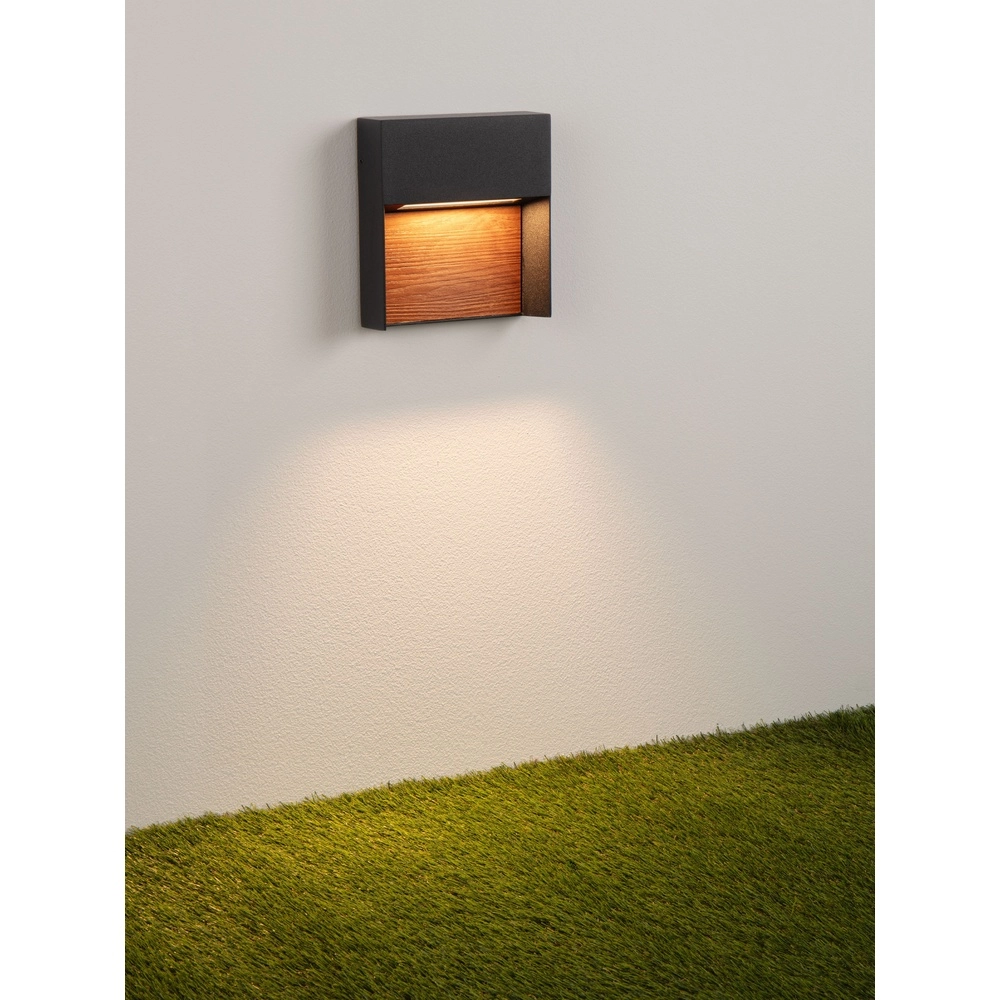 Design-Wandlampe Noray Schwarz mit Holz – 2700K Lyora 5212063504295
