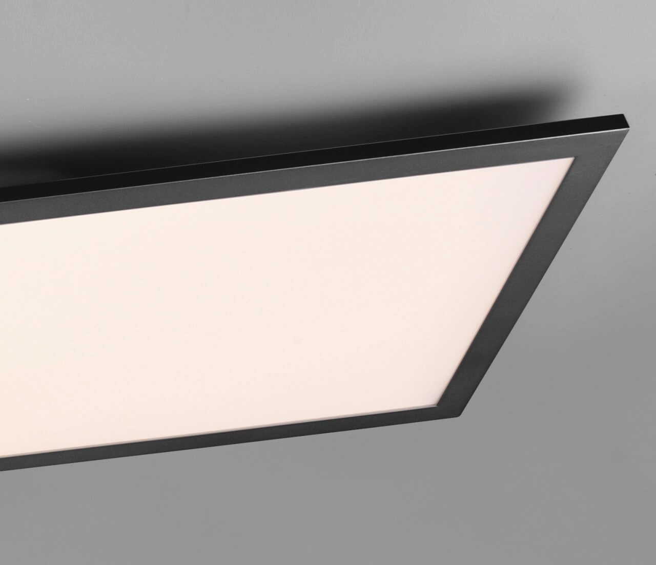 Deckenlampe Alpha 120 cm – 3000 K Schwarz Trio 4017807501926