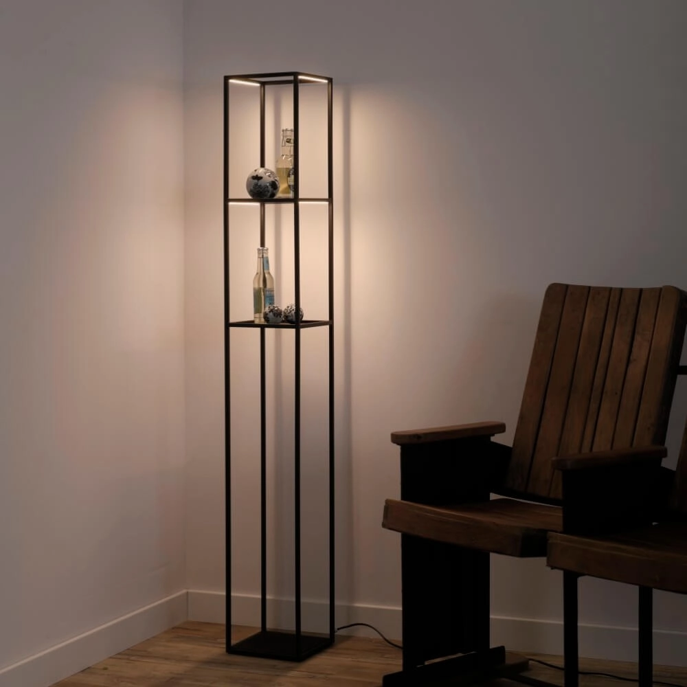 Schlanke Stehlampe Conni Schwarz Paul Neuhaus 4012248361009