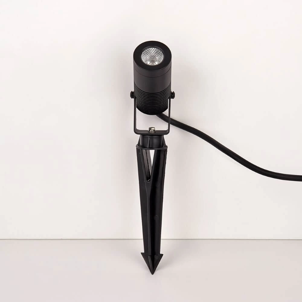 Stehlampe Spyk Schwarz Lyora