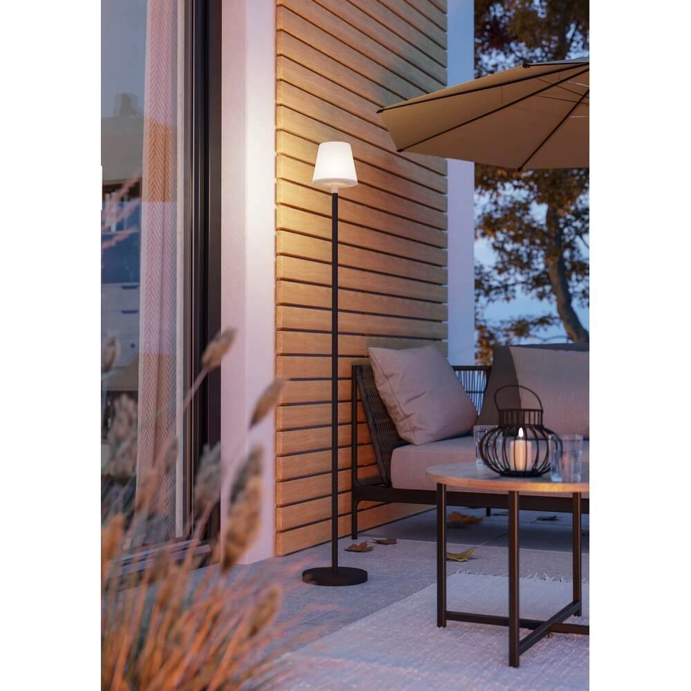 Design-Terrassenleuchte Montapalma Schwarz mit weißem Kegel Eglo 9002759758882