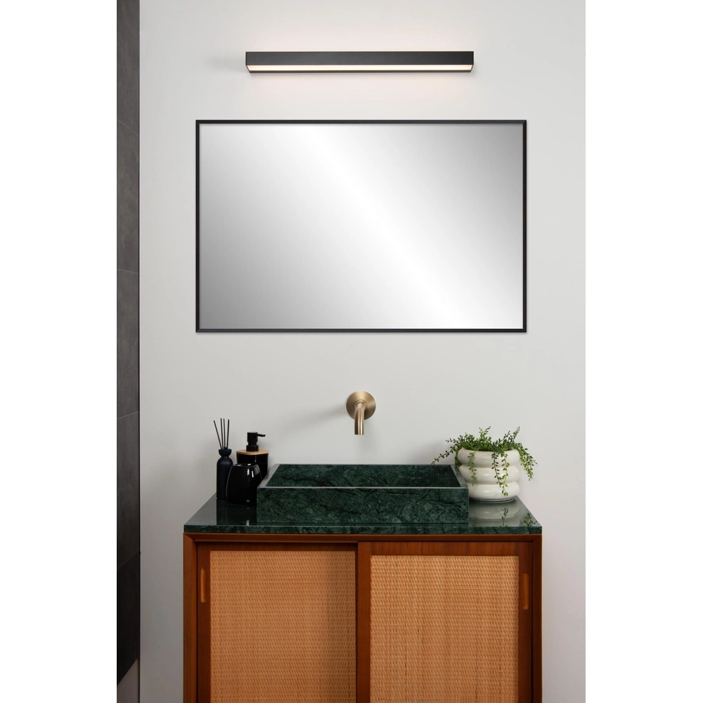 Wandlampe im Badezimmer Alexa 60 cm schwarz – IP44 – 8W Lucide 5411212040527