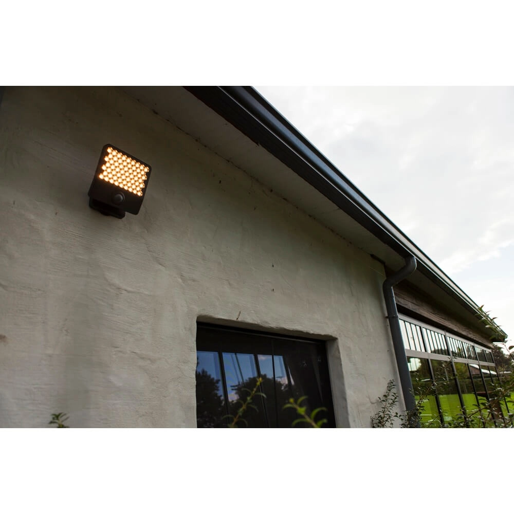 Design-Spotlight Atlantis L 4000K - Bewegungsmelder Lutec 6939412016412