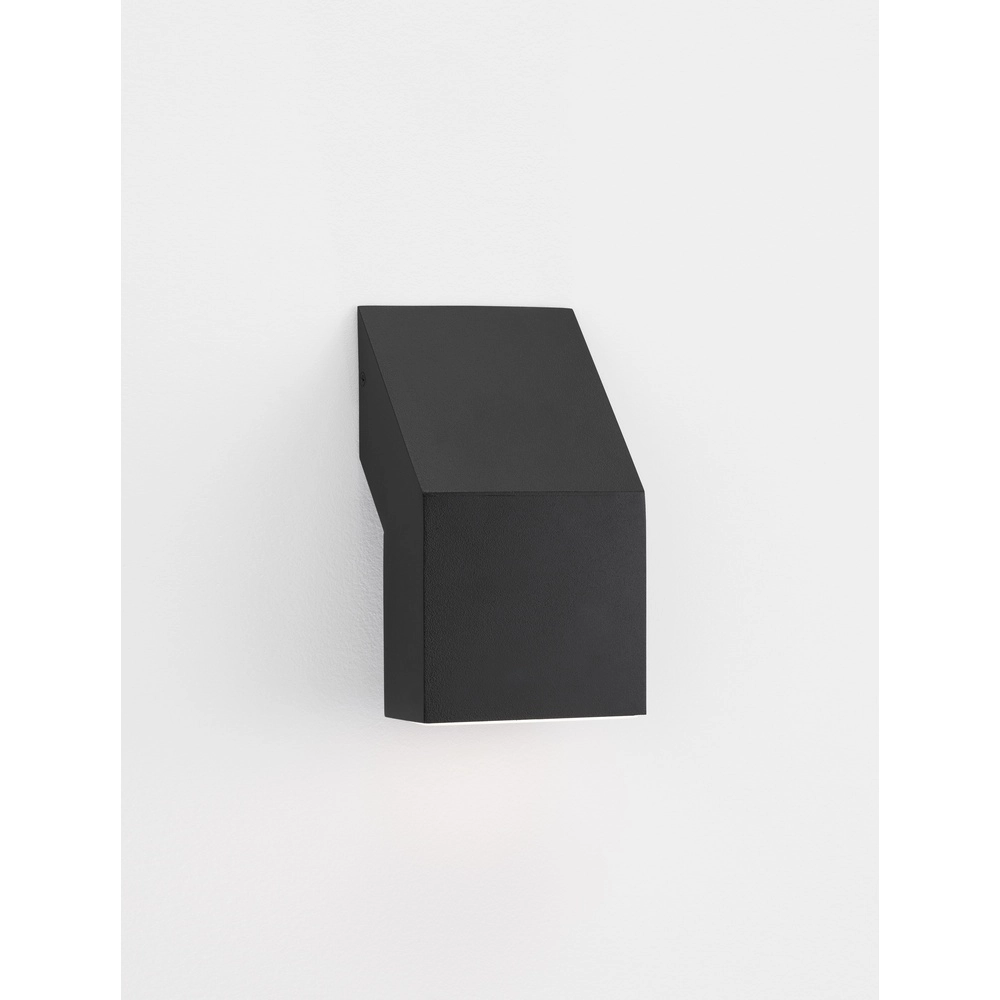 Design-Wandleuchte Brigitta schwarz Lyora 5212017435484