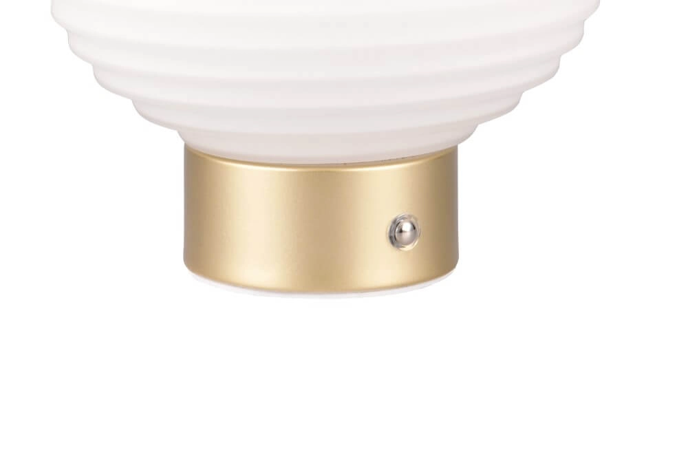 Wiederaufladbare Tischlampe Earl Gold mit weißem Glas Trio 4017807601930