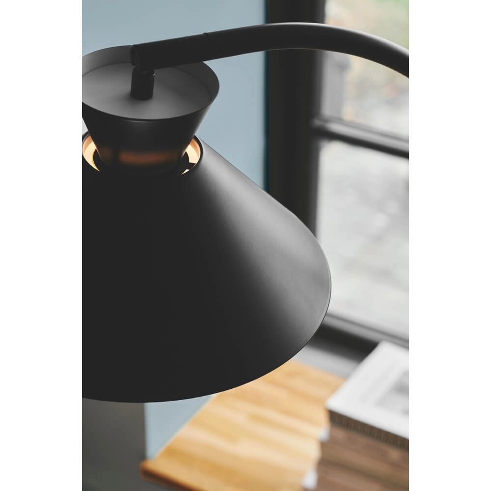 Schlanke Stehleuchte Dial schwarz Nordlux 5704924013768