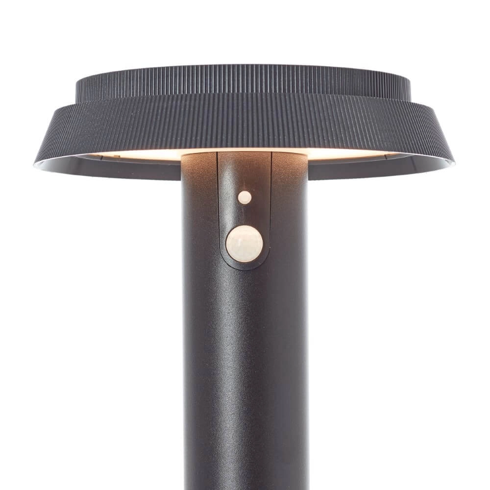 Schwarze Stehlampe Alvero mit Sensor Brilliant 4004353437830
