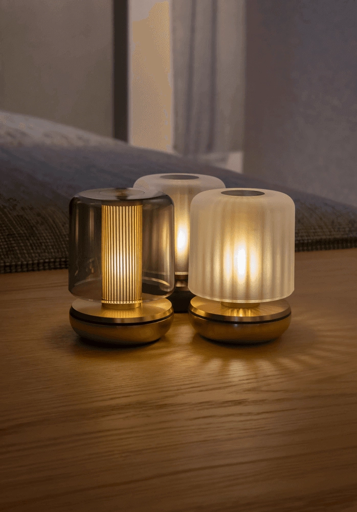 Wiederaufladbare Tischlampe Firefly bronze mattiert Humble 6097522834804