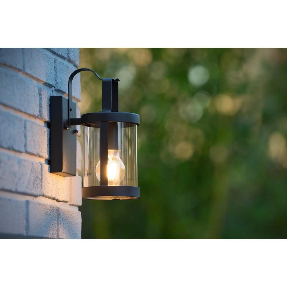 Schwarze Wandlampe Lindelo IP23 Lucide 5411212290366