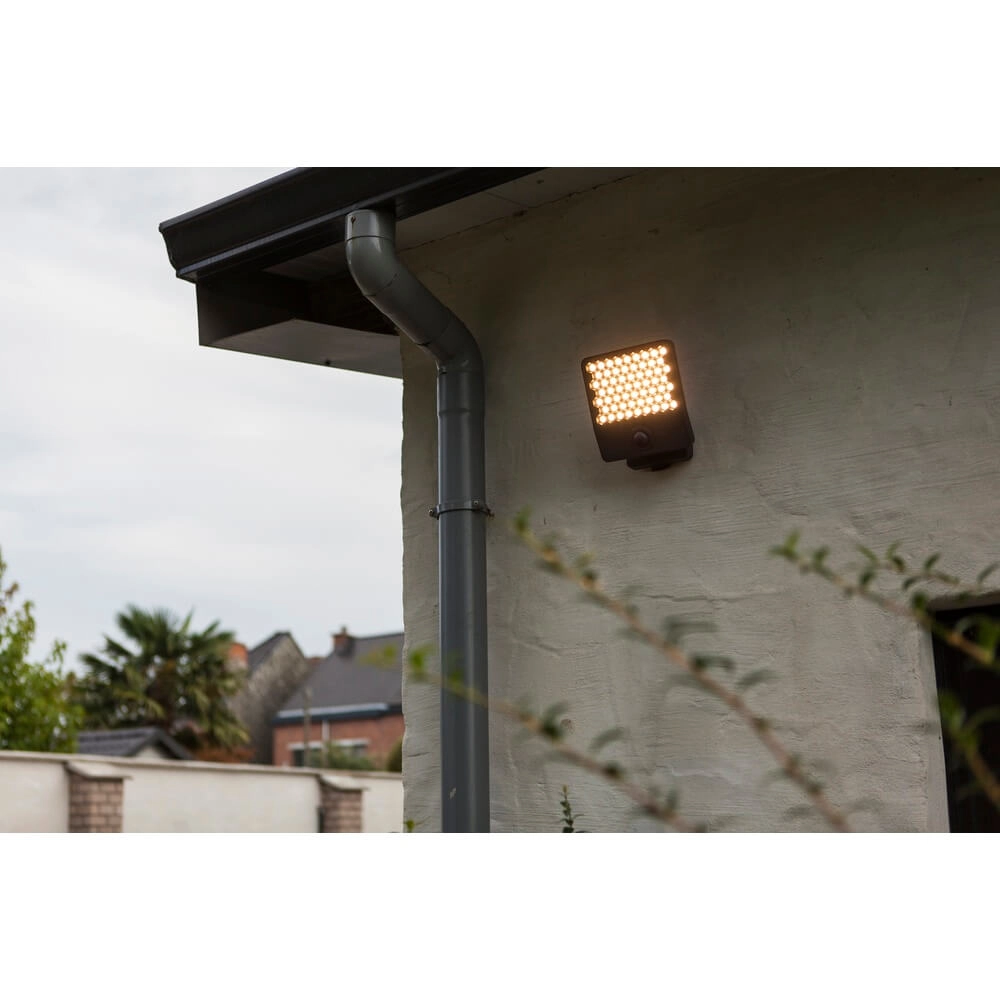 Design-Spotlight Atlantis L 4000K - Bewegungsmelder Lutec 6939412016412