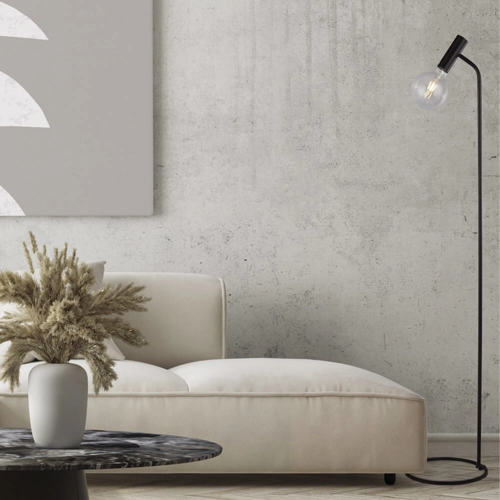 Schlanke Stehlampe Dulwich Searchlight 5053423226903