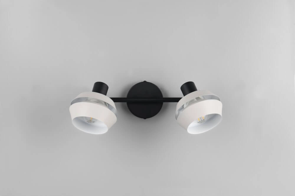 Doppelter Aufbaustrahler Isla orientierbar Trio 4017807616538